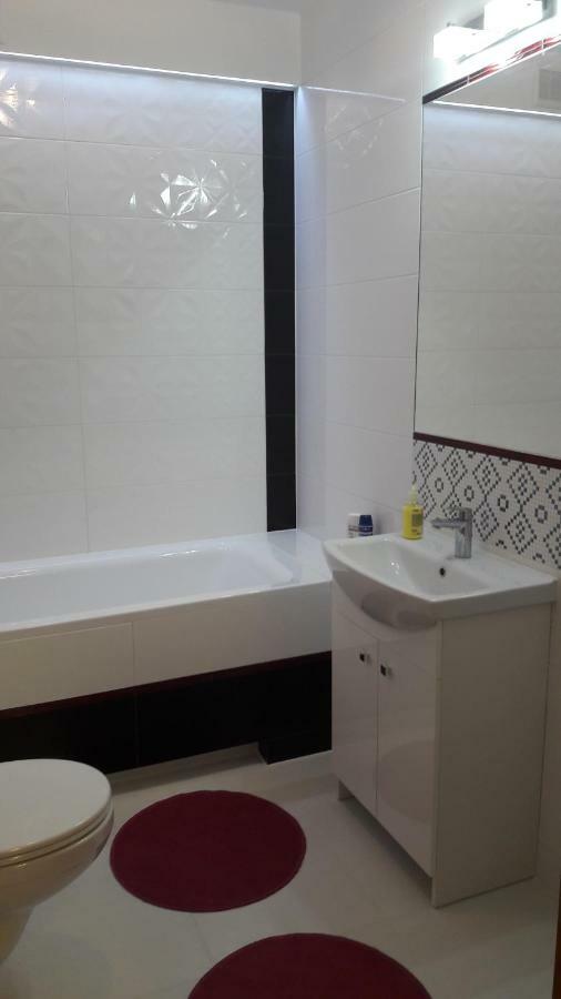 Oskar Apartament Centrum Pkp Mińsk Mazowiecki Buitenkant foto